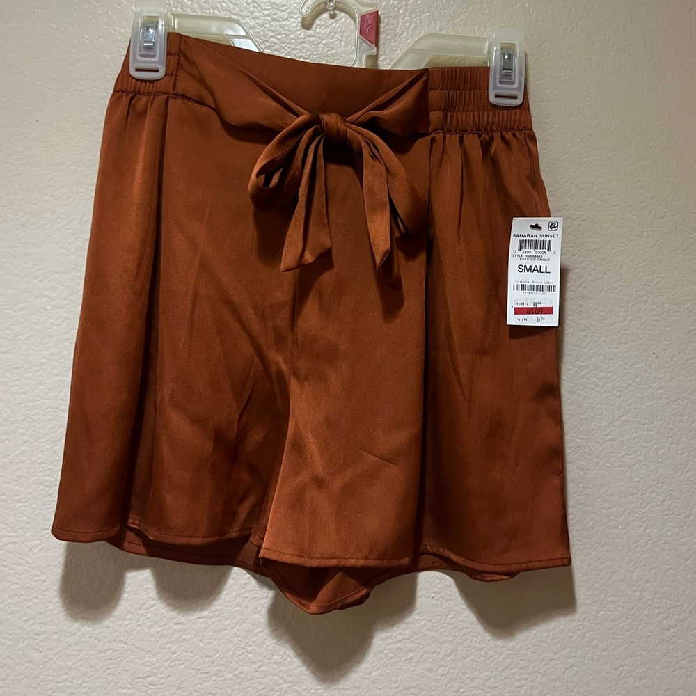 Cute dress shorts